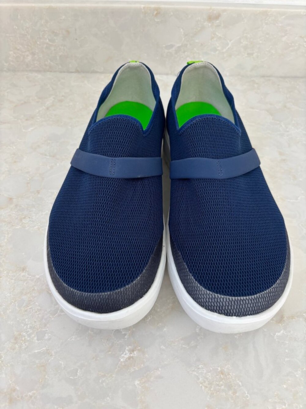 OOFOS OOmg Low Shoe - Lightweight Recovery Footwear size Womens 12